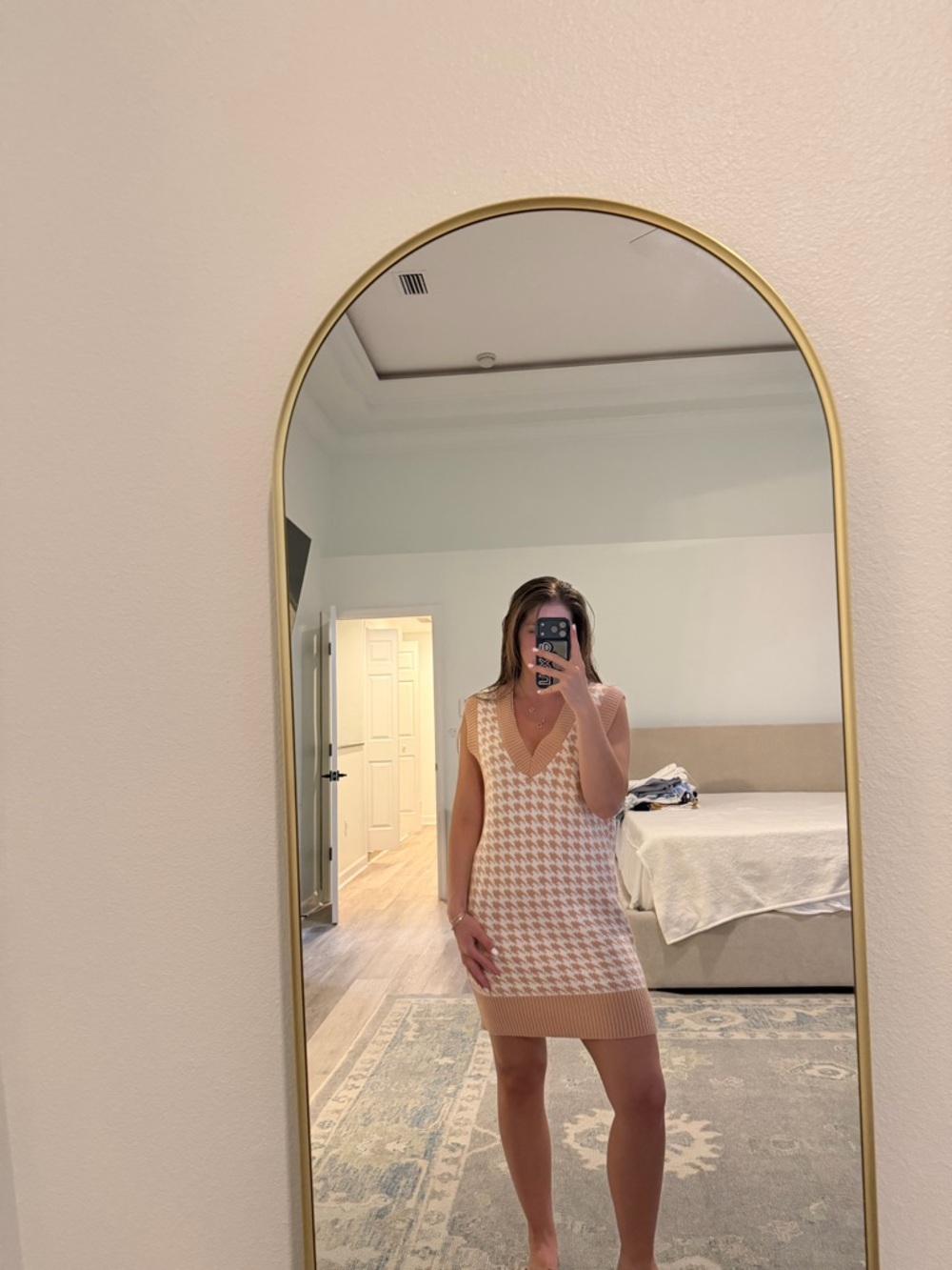 Abercrombie & Fitch Beige and Cream Houndstooth Knit Mini Dress